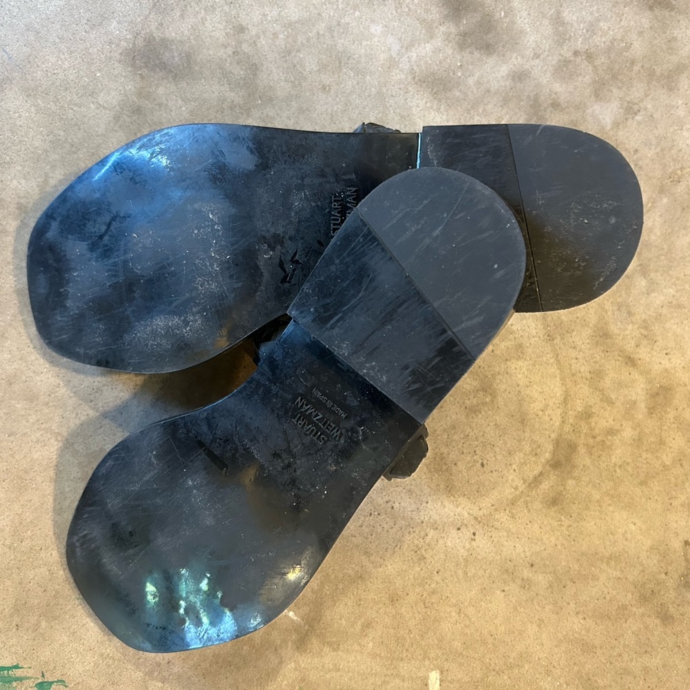 Sandals - Picture 2 of 2